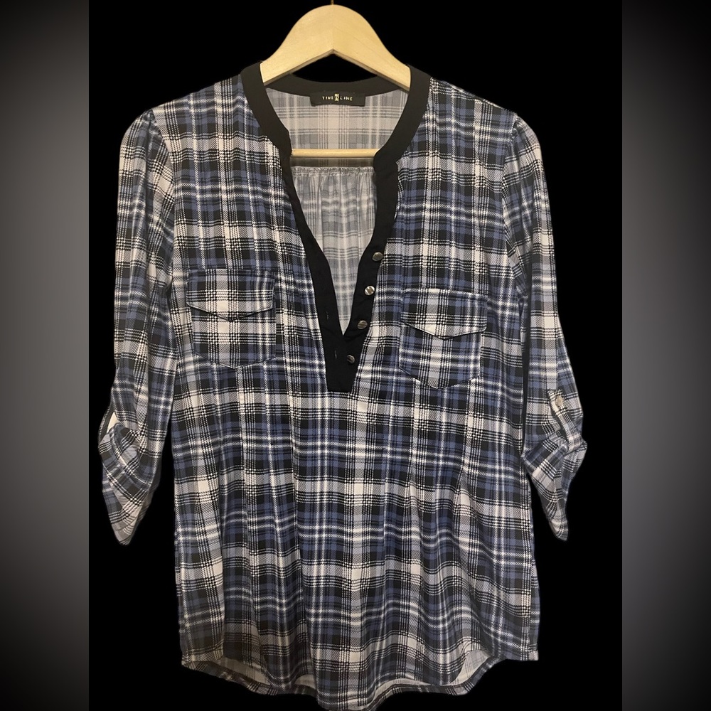 🤩Timeline Women’s size S plaid blouse❤️